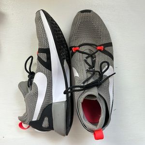 Men’s Nike Dual Racer - size 11
